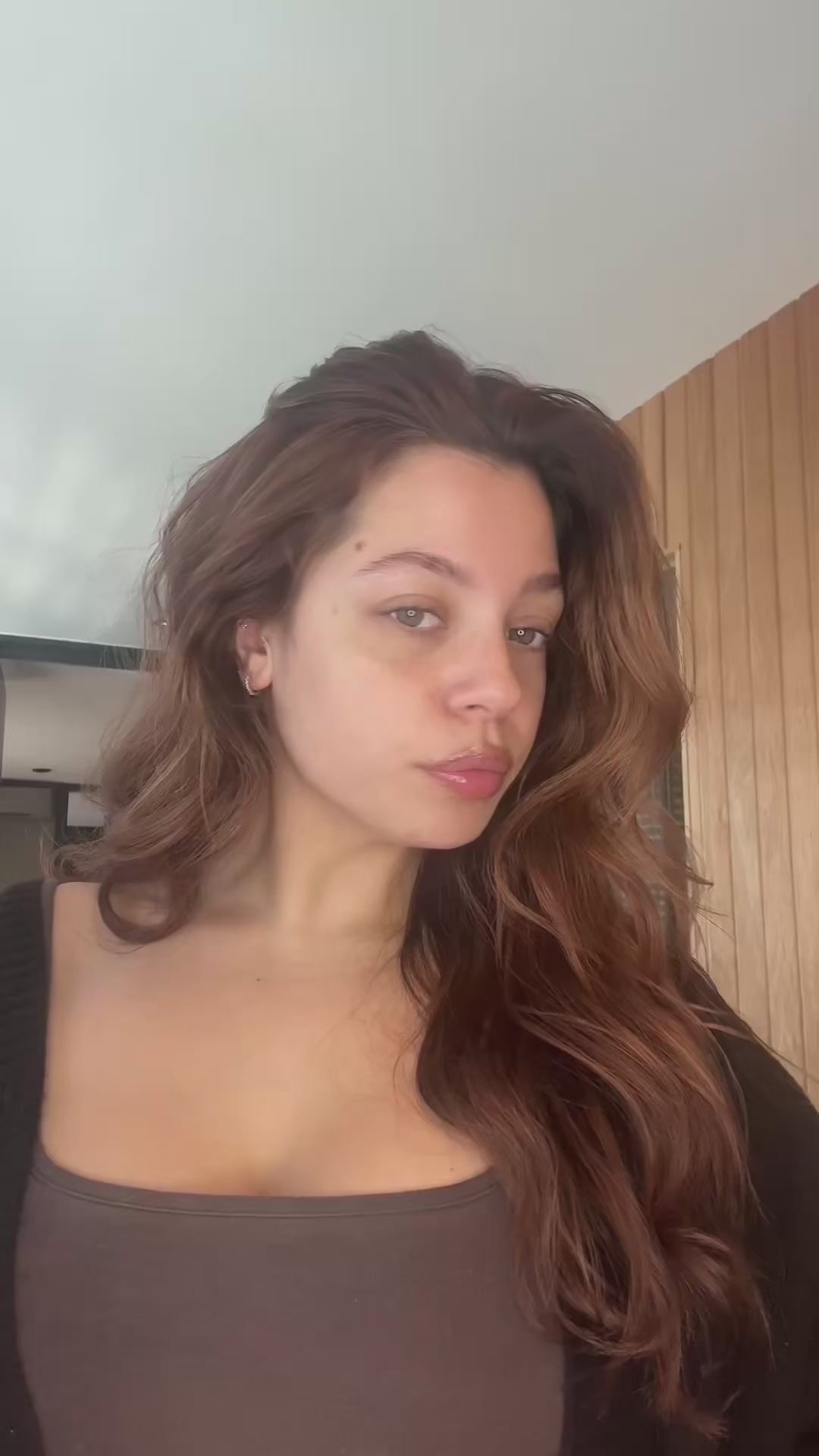 Healthy skin starts here. Hydrated. Nourished. Glowing. Chloe Jay Lois approved… ✨ #ClayAndGlow #hydratedskin 